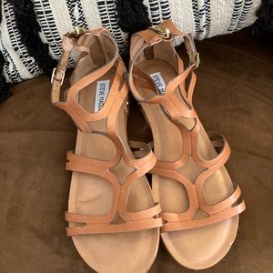 Steve Madden brown sandals